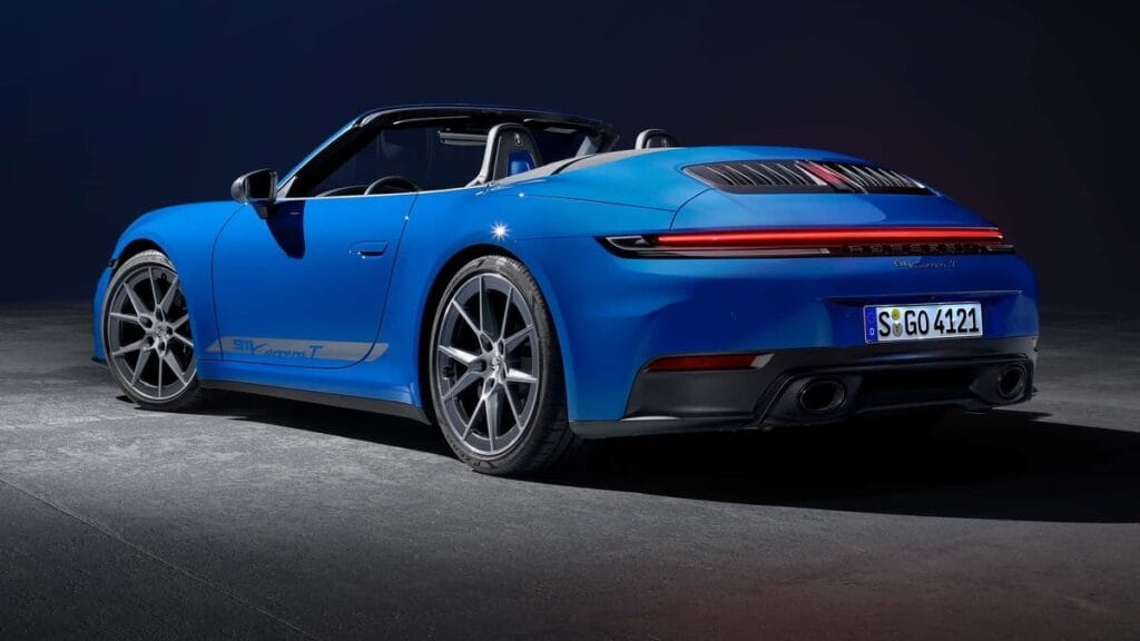 911 Carrera T Coupé blue